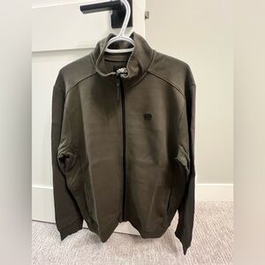 Men’s Roots Sweater, olive green colour, size medium, very good condition